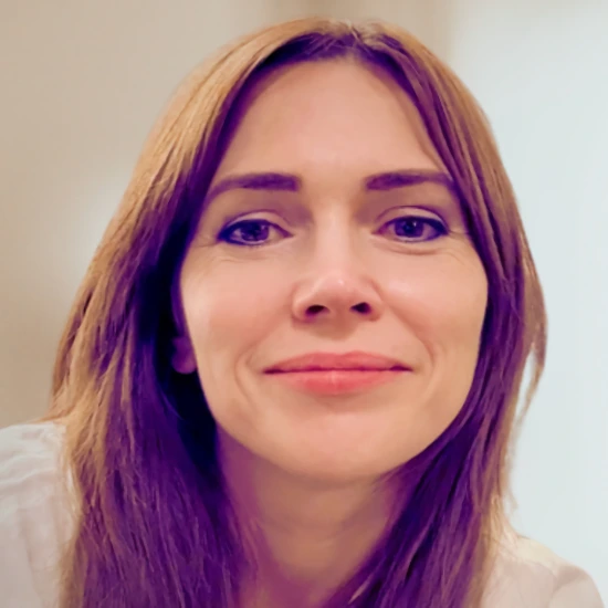 Dr. Lena Belin