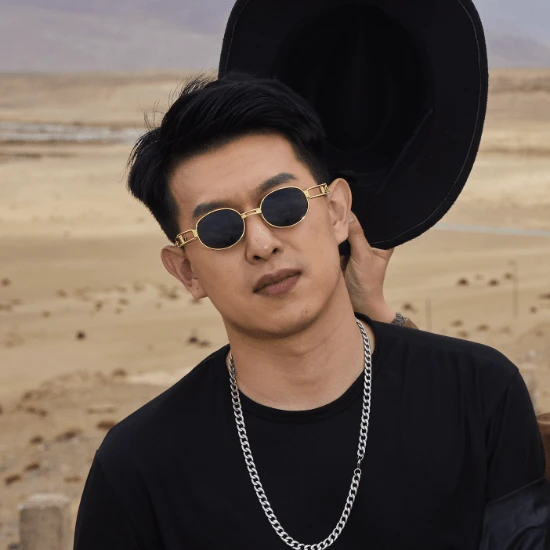 Zixuan Li